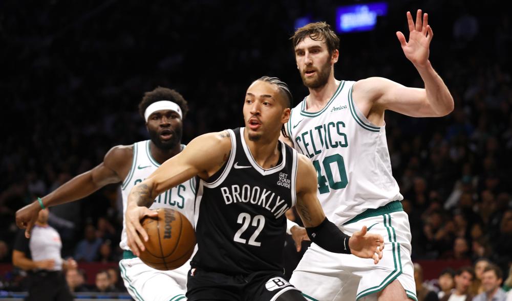 字母哥32 字母哥32