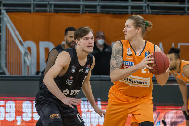 的表现赢得 的表现赢得